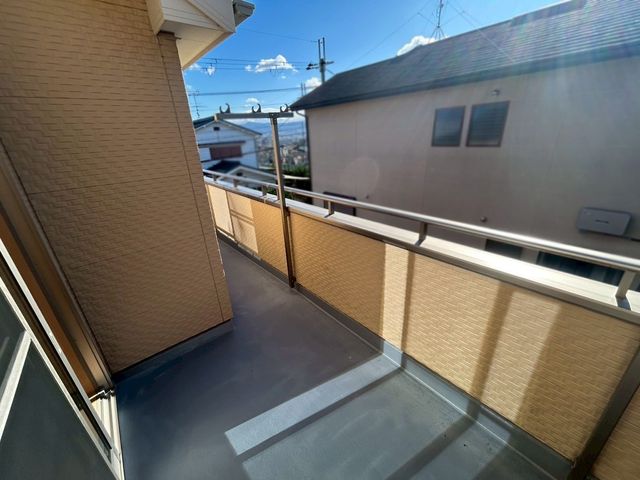 �ޗǌ��ޗǎs���𐼒�1���ڂ̒��È�ˌ��Ẵo���R�j�[