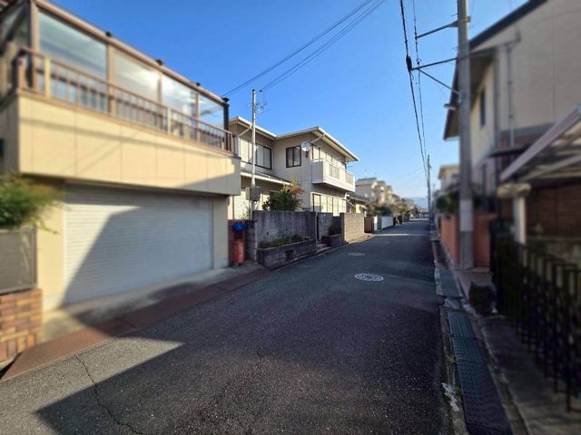 �ޗǌ��ޗǎs��i�䒬 �̓y�n�̌��n�y�n�ʐ^