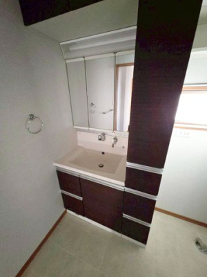 �ޗǌ��ޗǎs�k�i�䒬 �̒��È�ˌ��Ă̐��ʑ�E���ʏ�