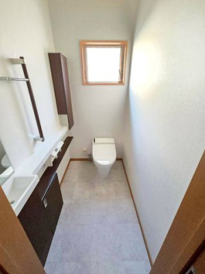 �ޗǌ��ޗǎs�k�i�䒬 �̒��È�ˌ��Ẵg�C��