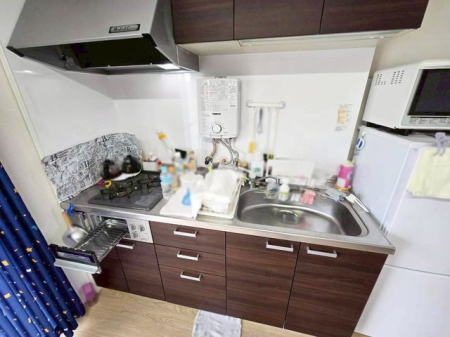 �ޗǌ��ޗǎs���ؒҒ� �̒��Ã}���V�����̃L�b�`��