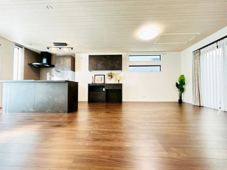 �ޗǌ��ޗǎs�@�@�� �̒��È�ˌ��Ẵ��r���O