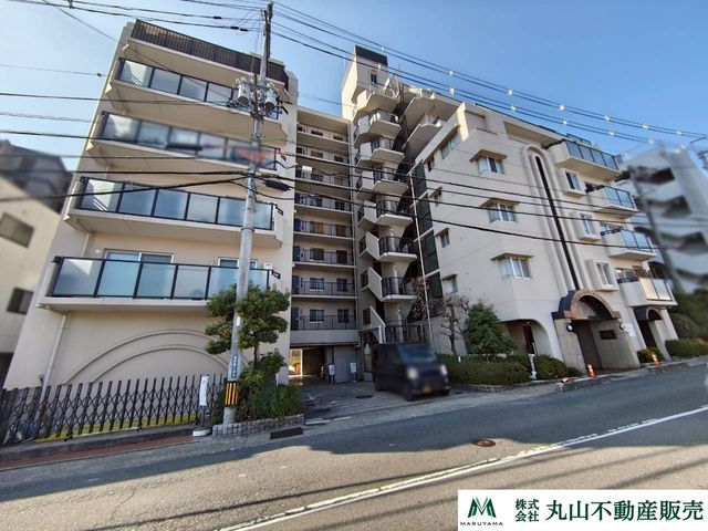 �ޗǌ��ޗǎs���厛�k��1���ڂ̒��Ã}���V�����̌��n�O�ώʐ^