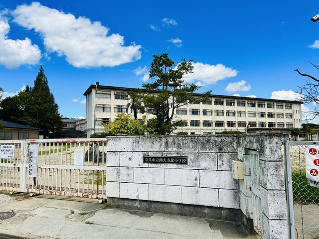 �ޗǌ��ޗǎs���厛�k��1���ڂ̒��Ã}���V�����̎��ӊ�