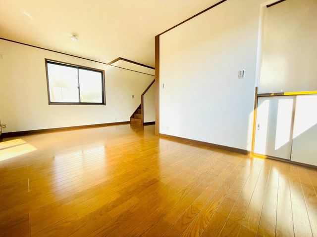 �ޗǌ��ޗǎs����5���ڂ̒��È�ˌ��Ẵ��r���O