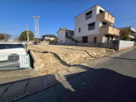 �ޗǌ��ޗǎs������ �̐V�z��ˌ��Ă̌��n�O�ώʐ^