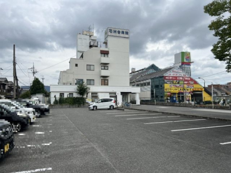 �ޗǌ��ޗǎs�l���H1���ڂ̒��Ã}���V�����̎��ӊ�