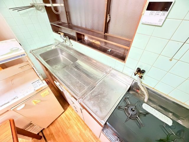 �ޗǌ��ޗǎs�싞�I��5���ڂ̒��È�ˌ��ẴL�b�`��