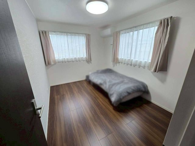 �ޗǌ���a�S�R�s��c�R�� �̒��È�ˌ��Ẵ��r���O