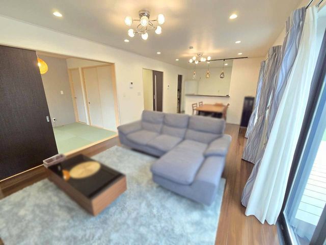 �ޗǌ���a�S�R�s��c�R�� �̒��È�ˌ��Ẵ��r���O