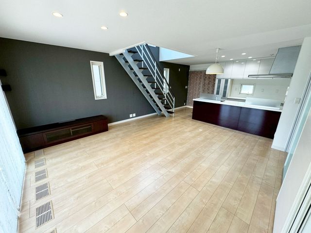 �ޗǌ����Ŏs�Ǖ��� �̒��È�ˌ��Ẵ��r���O
