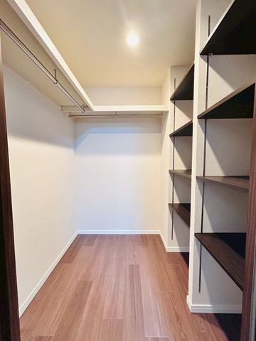 �ޗǌ����Ŏs�܈ʓ�3���ڂ̒��Ã}���V�����̌��n�O�ώʐ^