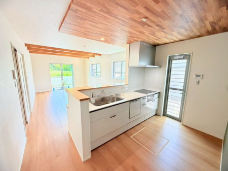 �ޗǌ���a�S�R�s�z�c���k�� �̒��È�ˌ��Ẳ摜