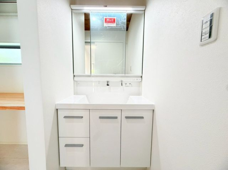 �ޗǌ���a�S�R�s�z�c���k�� �̒��È�ˌ��Ă̐��ʑ�E���ʏ�