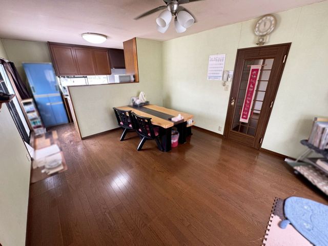 �ޗǌ�����s�厚�O�R �̒��È�ˌ��Ẵ��r���O