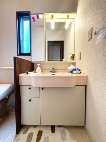 �ޗǌ�����s�厚�O�R �̒��È�ˌ��Ă̐��ʑ�E���ʏ�