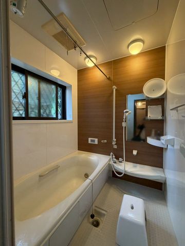 �ޗǌ�����s�땪�� �̒��È�ˌ��Ă̗���