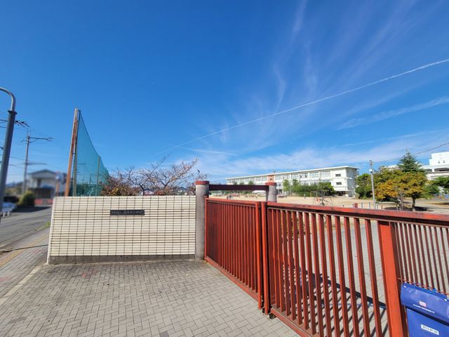 �ޗǌ����S�c���{���厚��� �̓y�n�̎��ӊ�