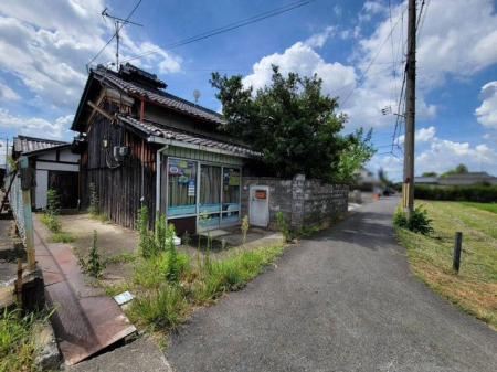 �ޗǌ������s��Ւ� �̓y�n�̌��n�y�n�ʐ^