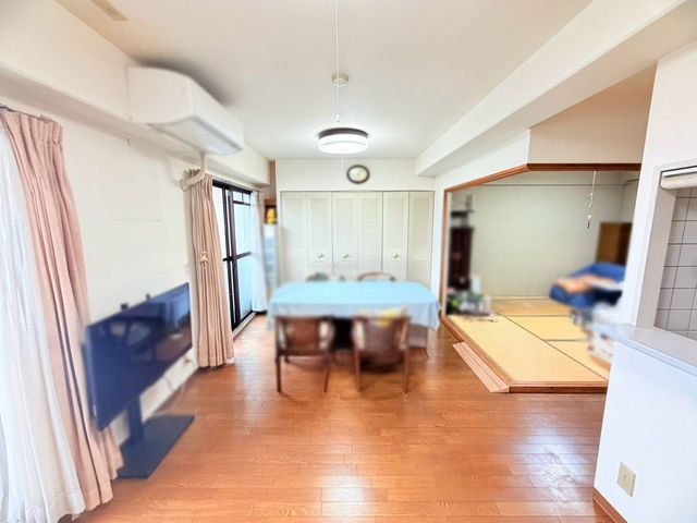 �ޗǌ���a�S�R�s���c�� �̒��Ã}���V�����̃��r���O