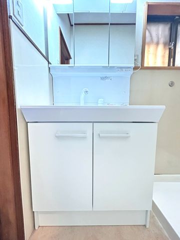 �ޗǌ����Ŏs���c �̒��È�ˌ��Ă̐��ʑ�E���ʏ�