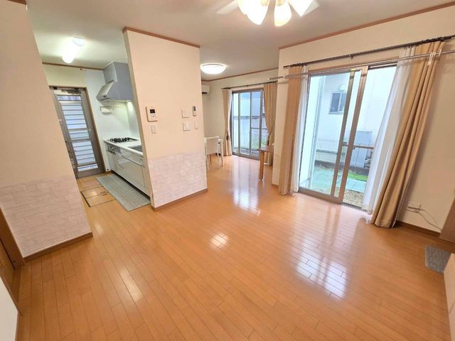 �ޗǌ�����s�������3���ڂ̒��È�ˌ��Ẵ��r���O