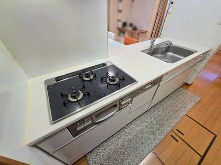 �ޗǌ�����s�������3���ڂ̒��È�ˌ��ẴL�b�`��