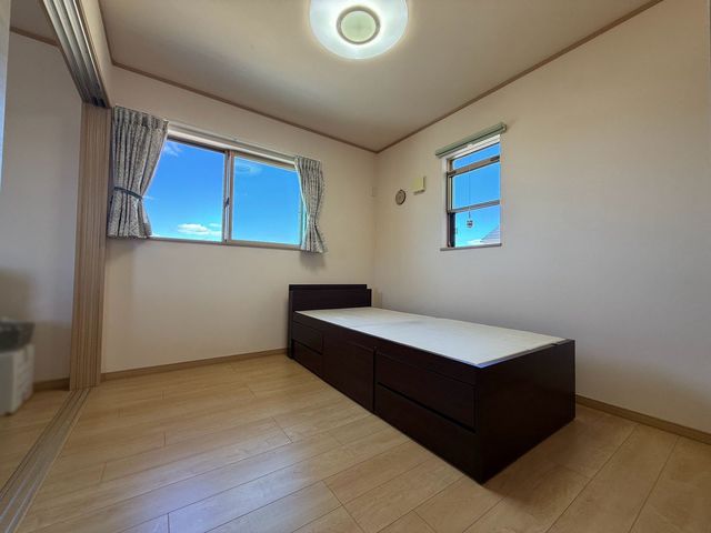 �ޗǌ��ޗǎs�쒬 �̒��È�ˌ��Ă̗m��