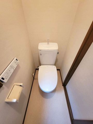 �ޗǌ���a�S�R�s���ђ� �̒��È�ˌ��Ẵg�C��